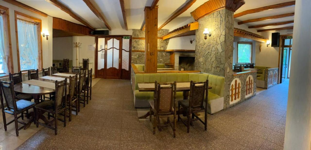 Hotel Paradise Place Kalofer Εξωτερικό φωτογραφία