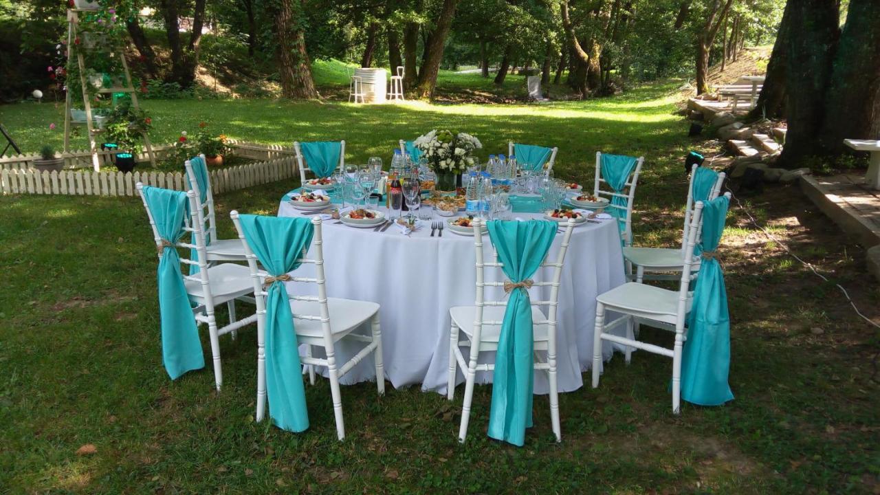 Hotel Paradise Place Kalofer Εξωτερικό φωτογραφία