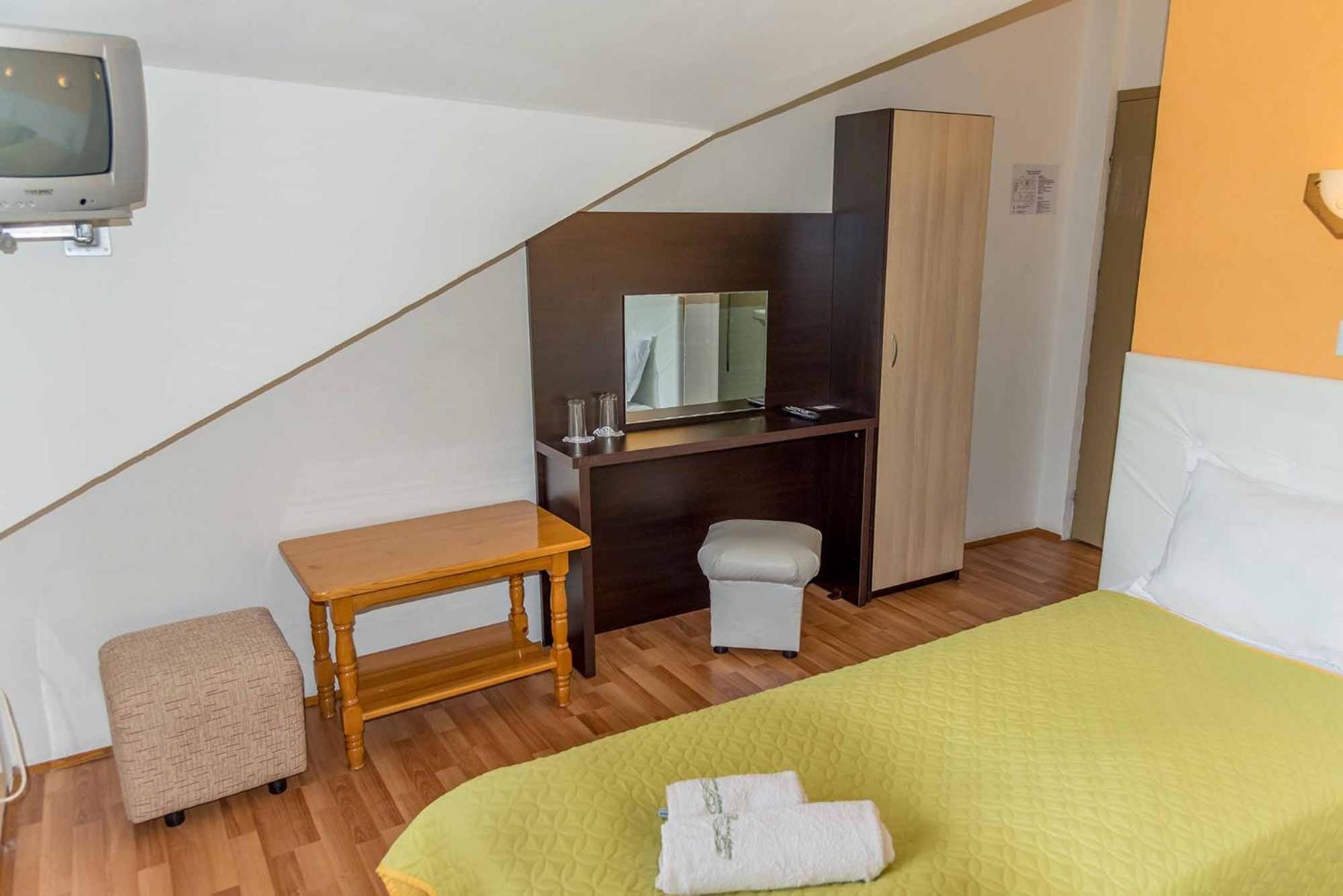 Hotel Paradise Place Kalofer Εξωτερικό φωτογραφία